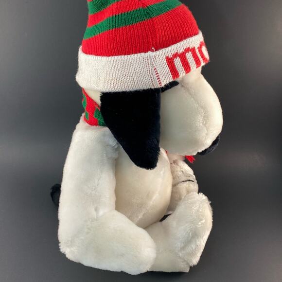 SNOOPY Vintage 1968 Macys Christmas Snoopy Plush - Picture 8 of 11